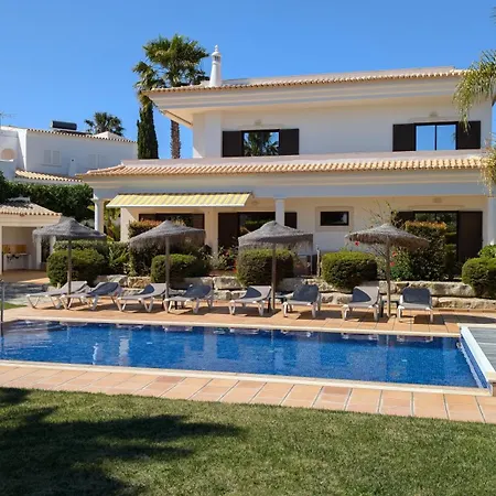 Pinetree Seaside, Semesterbostad Albufeira