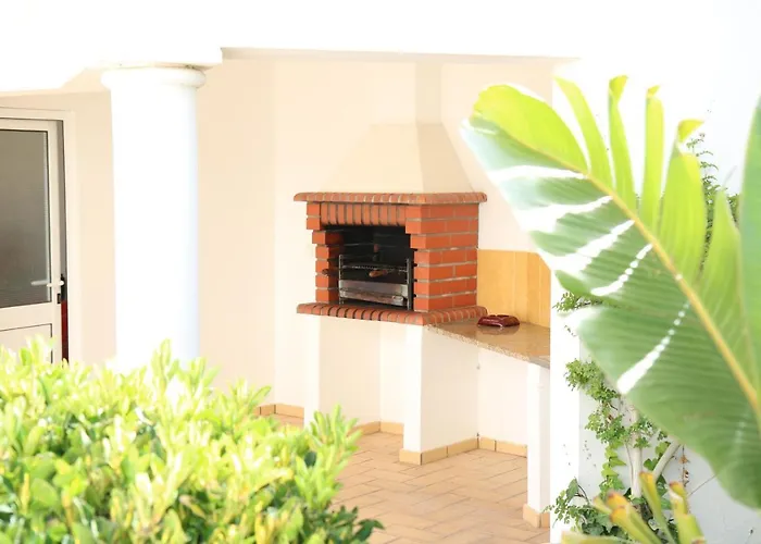 Villa Pinetree Seaside, Albufeira Semesterbostad *